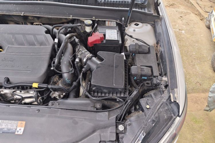Used Ford Mondeo 2017 EcoBoost 180 Stylish Model Engine Bay Left