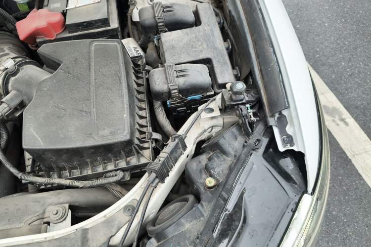 Used Ford Mondeo 2017 EcoBoost 180 Stylish Model Engine Bay Left