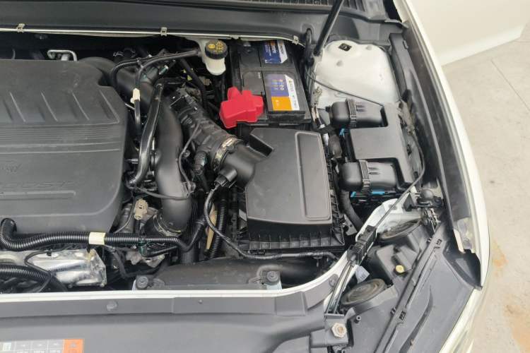 Used Ford Mondeo 2017 EcoBoost 180 Stylish Model Engine Bay Left