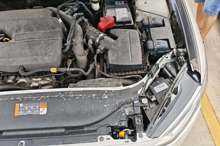 Used Ford Mondeo 2017 EcoBoost 180 Luxury Model Engine Bay Left