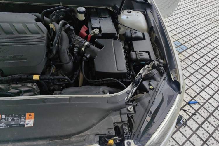 Used Ford Mondeo 2017 EcoBoost 180 Stylish Model Engine Bay Left