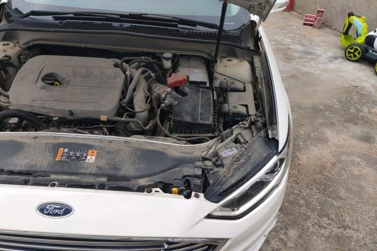 Used Ford Mondeo 2017 Restyled EcoBoost 180 Luxury Version Engine Bay Left
