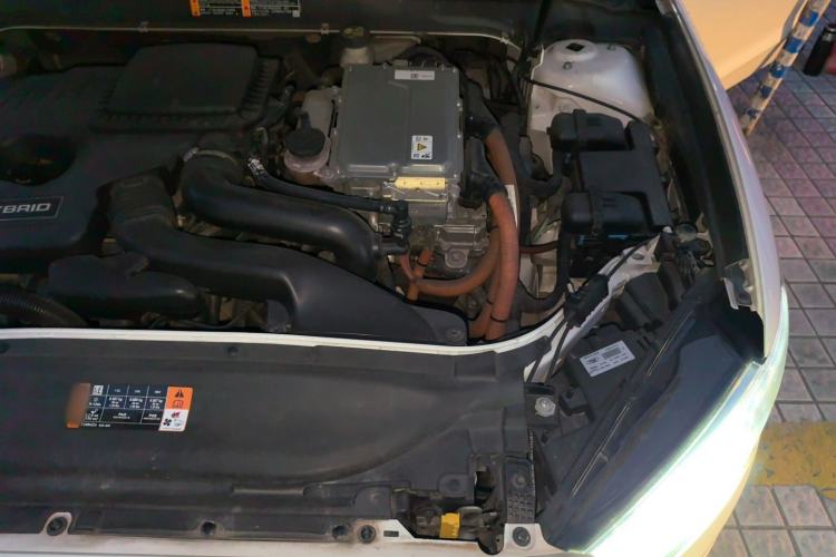 Used Ford Mondeo 2017 2.0L HEV Zhihao Model Engine Bay Left