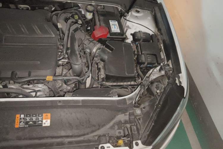 Used Ford Mondeo 2017 EcoBoost 180 Stylish Model Engine Bay Left