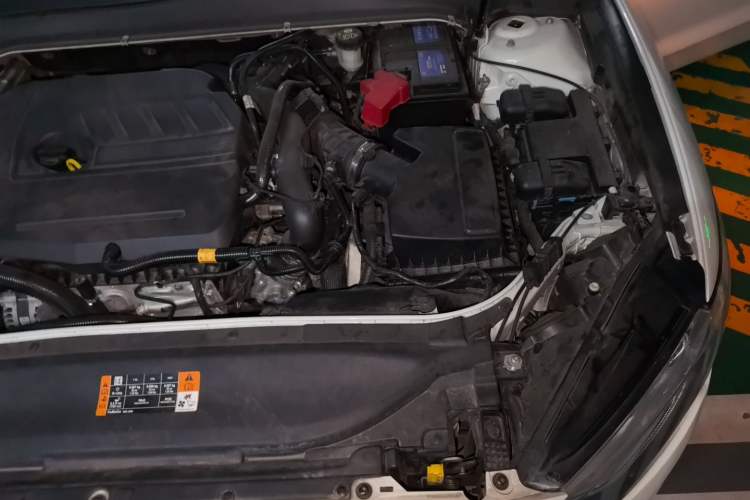 Used Ford Mondeo 2017 EcoBoost 180 Stylish Model Engine Bay Left