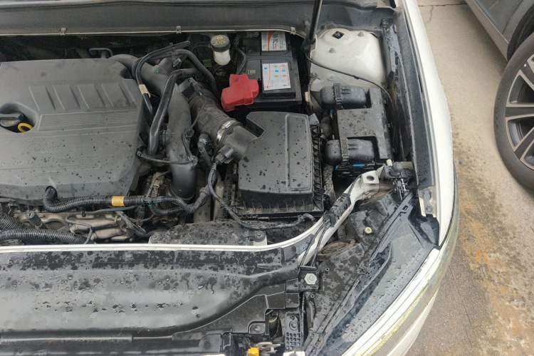 Used Ford Mondeo 2017 EcoBoost 180 Stylish Model Engine Bay Left