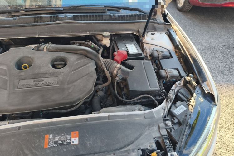 Used Ford Mondeo 2017 EcoBoost 245 Luxury Sport Model Engine Bay Left