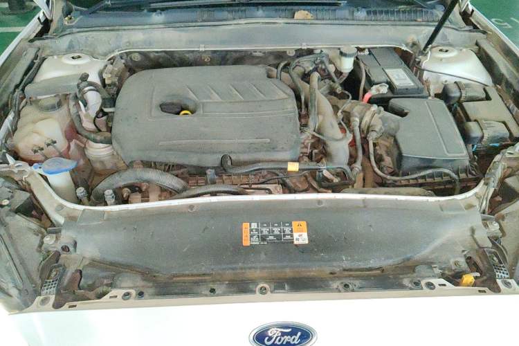 Used Ford Mondeo 2017 EcoBoost 180 Stylish Model Engine Bay