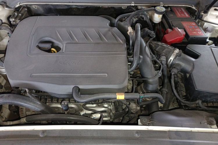 Used Ford Mondeo 2017 EcoBoost 180 Stylish Model Engine Bay