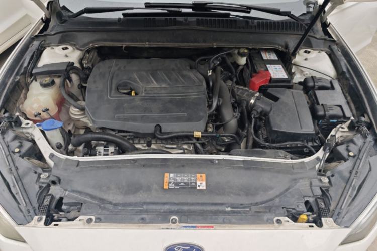Used Ford Mondeo 2017 EcoBoost 180 Stylish Model Engine Bay