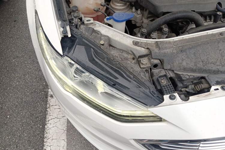 Used Ford Mondeo 2017 EcoBoost 180 Stylish Model Engine Bay Right