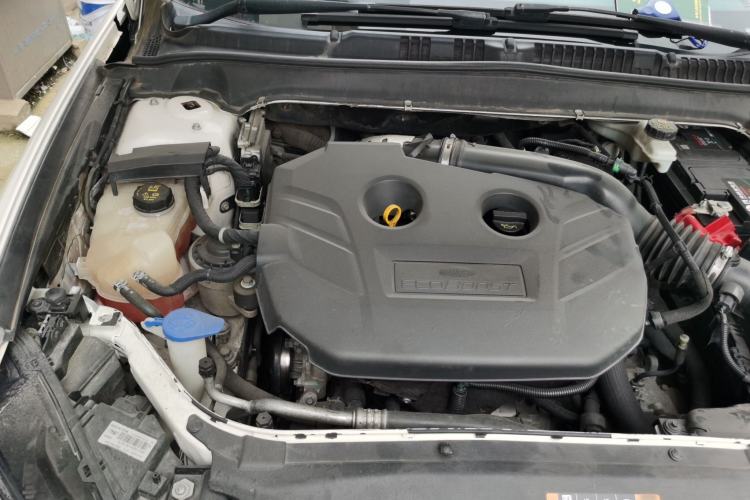 Used Ford Mondeo 2017 EcoBoost 200 Luxury Model Engine Bay Right