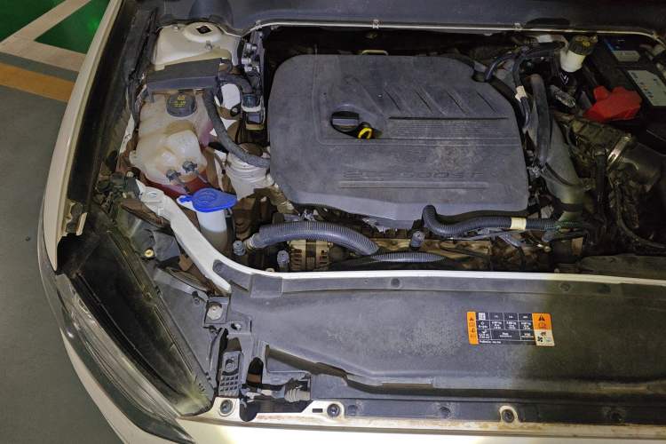 Used Ford Mondeo 2017 EcoBoost 180 Stylish Model Engine Bay Right
