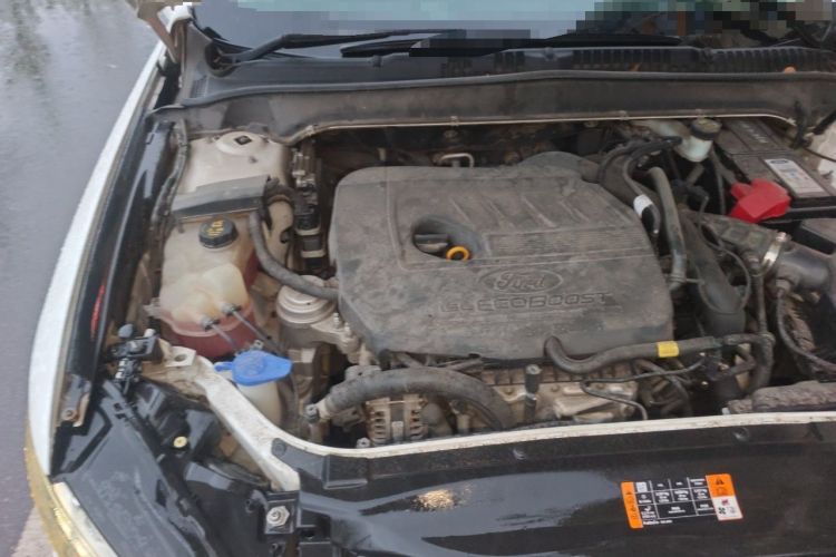 Used Ford Mondeo 2017 EcoBoost 180 Stylish Model Engine Bay Right