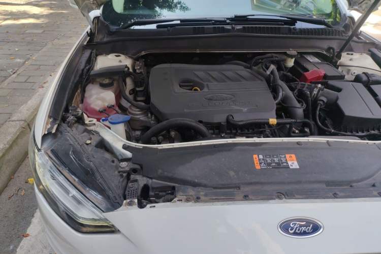 Used Ford Mondeo 2017 Facelifted EcoBoost 180 Fashion Edition Engine Bay Right