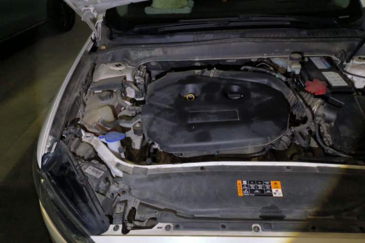 Used Ford Mondeo 2017 Facelifted EcoBoost 200 Luxury Version Engine Bay Right