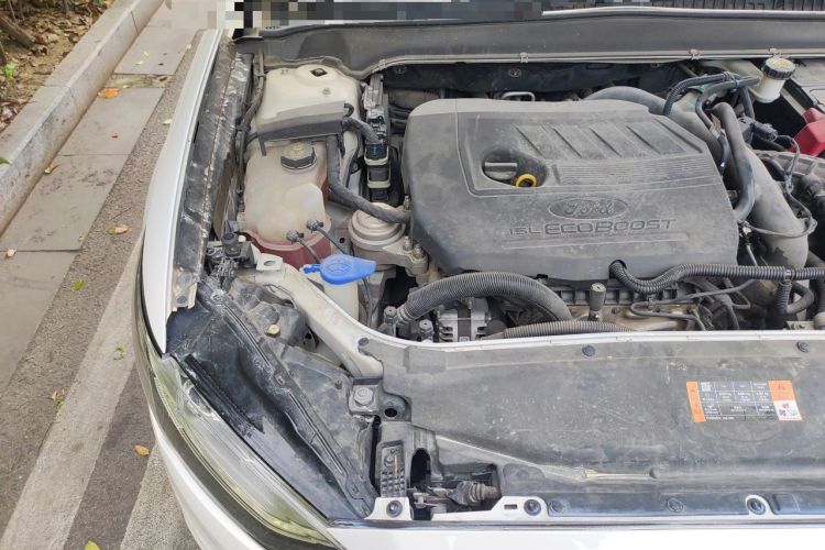 Used Ford Mondeo 2017 EcoBoost 180 Stylish Model Engine Bay Right