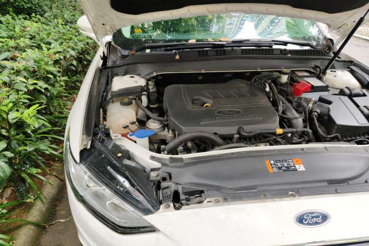Used Ford Mondeo 2017 Facelifted EcoBoost 180 Fashion Edition Engine Bay Right
