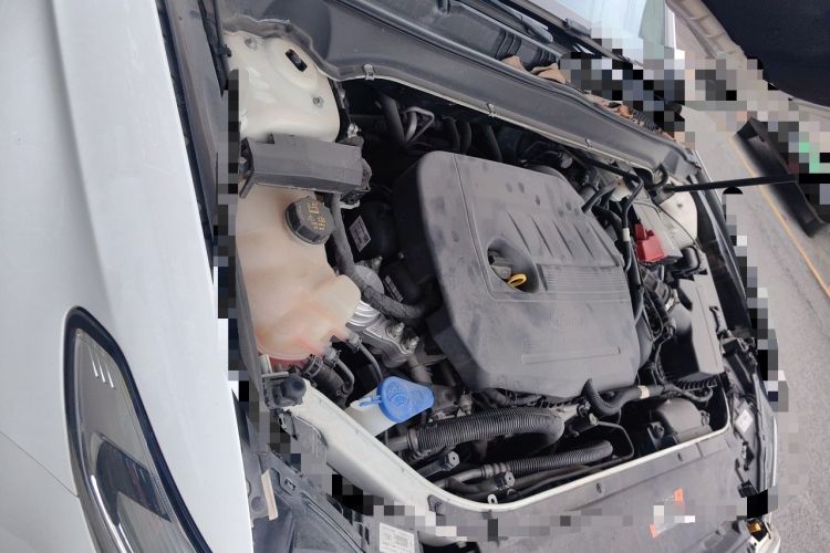 Used Ford Mondeo 2017 EcoBoost 180 Luxury Model Engine Bay Right