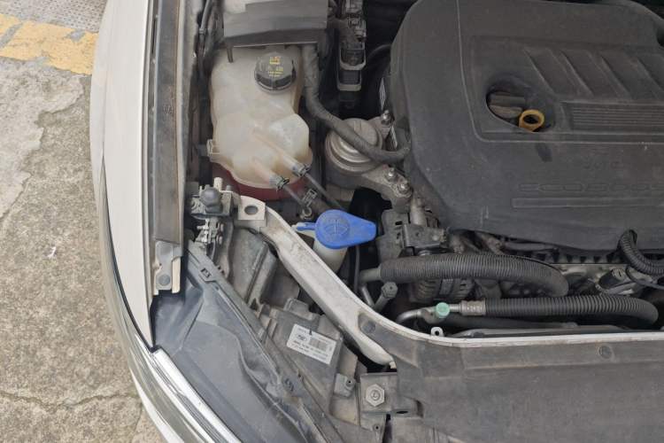 Used Ford Mondeo 2017 Restyled EcoBoost 180 Luxury Version Engine Bay Right
