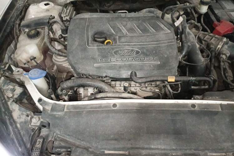 Used Ford Mondeo 2017 Facelifted EcoBoost 180 Fashion Edition Engine Bay Right