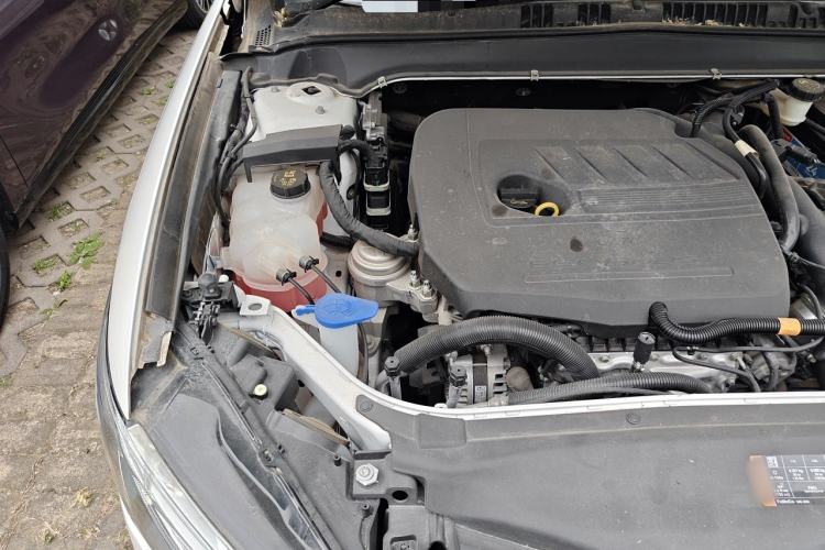 Used Ford Mondeo 2017 EcoBoost 180 Stylish Model Engine Bay Right