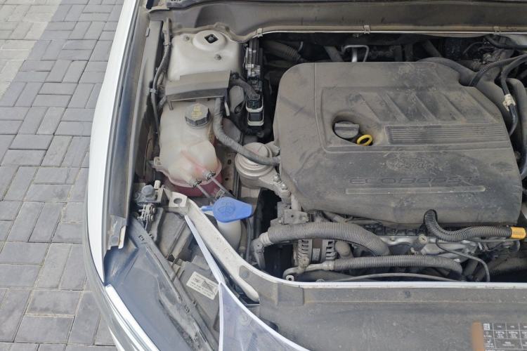 Used Ford Mondeo 2017 EcoBoost 180 Luxury Model Engine Bay Right