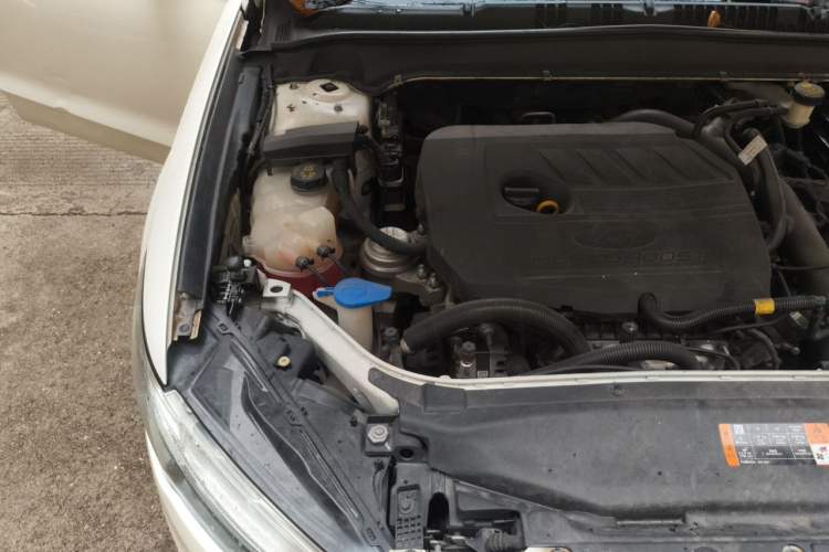 Used Ford Mondeo 2017 EcoBoost 180 Luxury Model Engine Bay Right