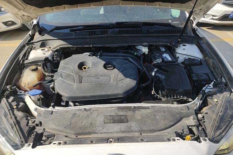 Used Ford Mondeo 2017 EcoBoost 200 Stylish Model Engine Bay