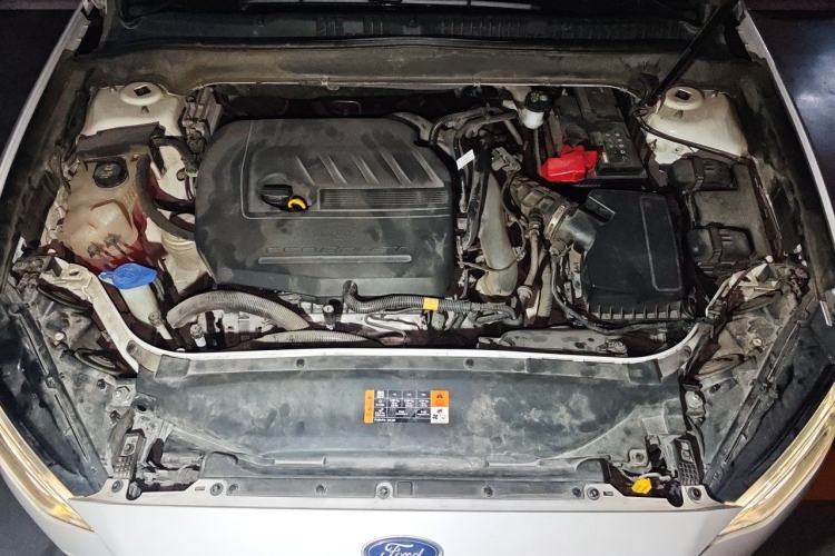 Used Ford Mondeo 2017 EcoBoost 180 Stylish Model Engine Bay