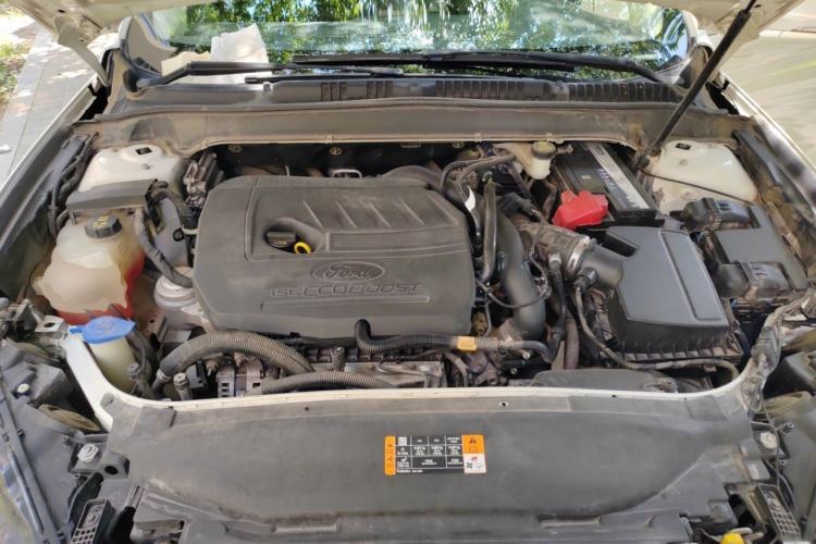 Used Ford Mondeo 2017 EcoBoost 180 Stylish Model Engine Bay