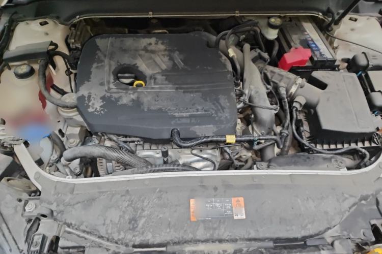 Used Ford Mondeo 2017 EcoBoost 180 Stylish Model Engine Bay