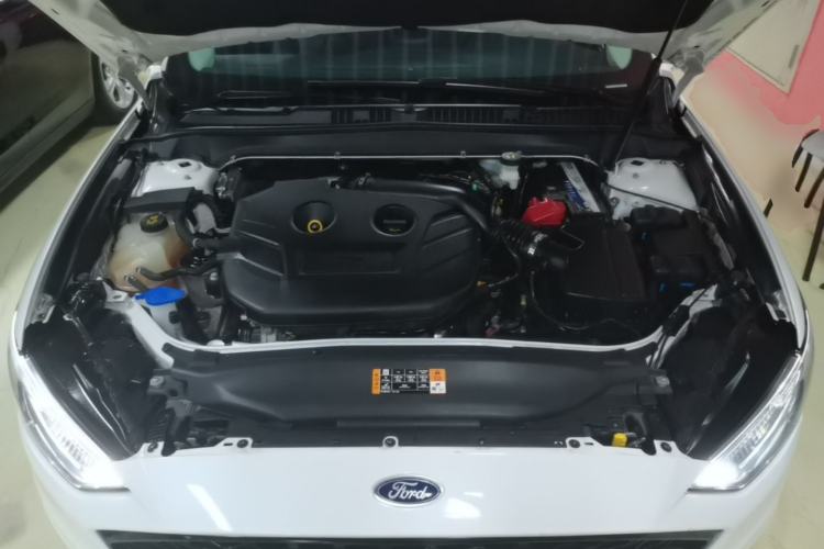 Used Ford Mondeo 2017 Restyled EcoBoost 200 Fashion Edition Engine Bay