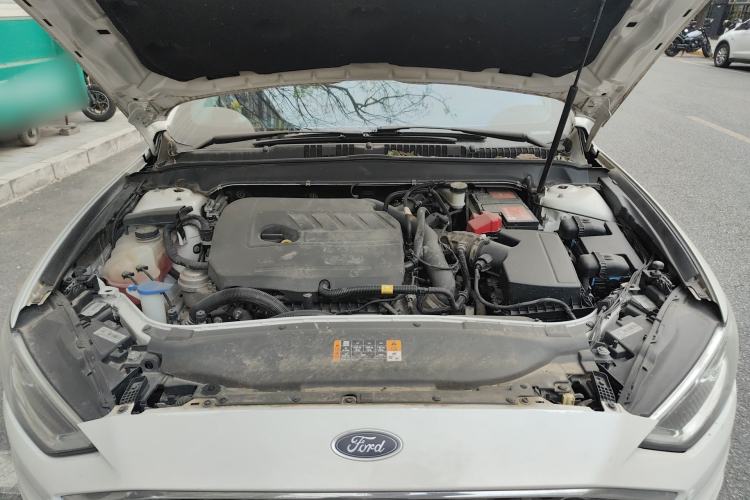 Used Ford Mondeo 2017 EcoBoost 180 Stylish Model Engine Bay