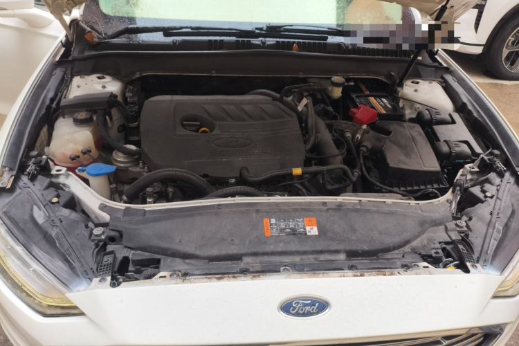 Used Ford Mondeo 2017 EcoBoost 180 Luxury Model Engine Bay