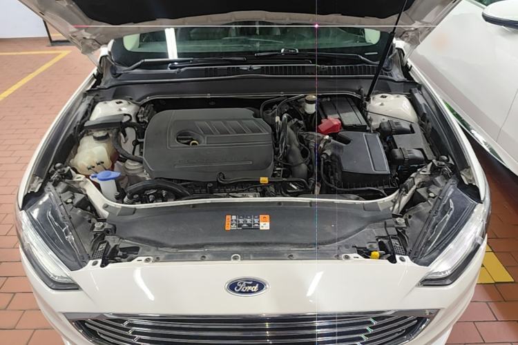 Used Ford Mondeo 2017 EcoBoost 180 Stylish Model Engine Bay