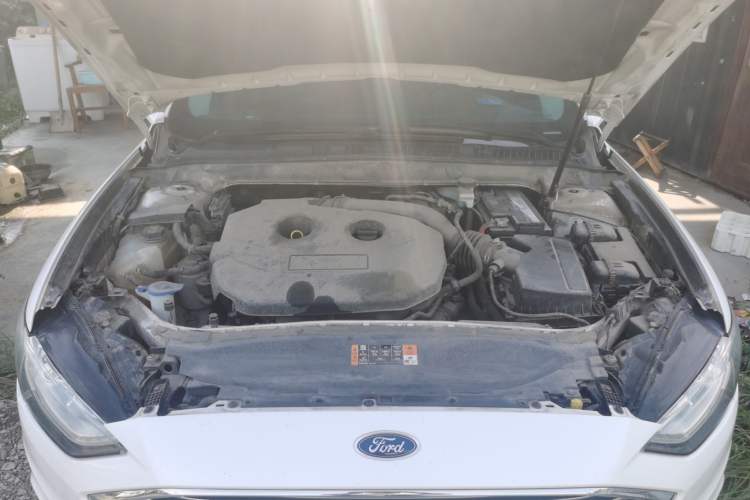 Used Ford Mondeo 2017 EcoBoost 200 Stylish Model Engine Bay