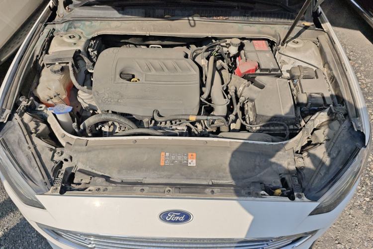 Used Ford Mondeo 2017 EcoBoost 180 Stylish Model Engine Bay