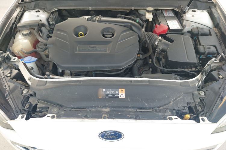 Used Ford Mondeo 2017 EcoBoost 200 Stylish Model Engine Bay