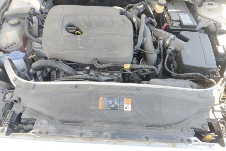 Used Ford Mondeo 2017 EcoBoost 180 Stylish Model Engine Bay