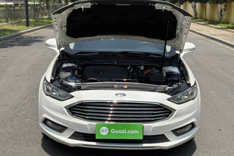Used Ford Mondeo 2017 EcoBoost 180 Stylish Model Engine Bay