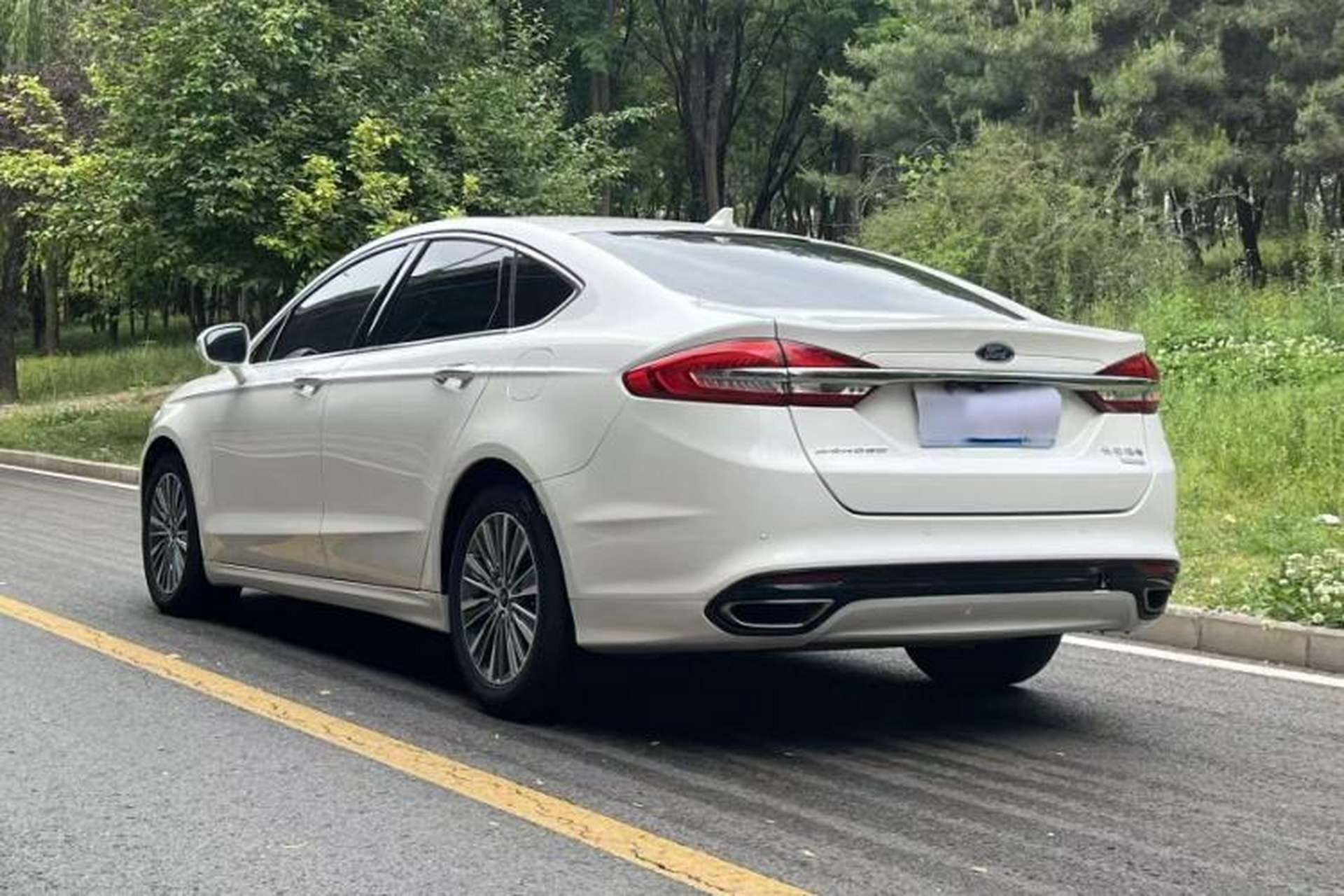 Used Ford Mondeo 2017 Facelifted EcoBoost 200 Luxury Version Exterior 1