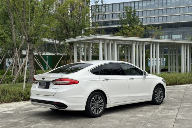Used Ford Mondeo 2017 Restyled EcoBoost 180 Luxury Version Exterior 1