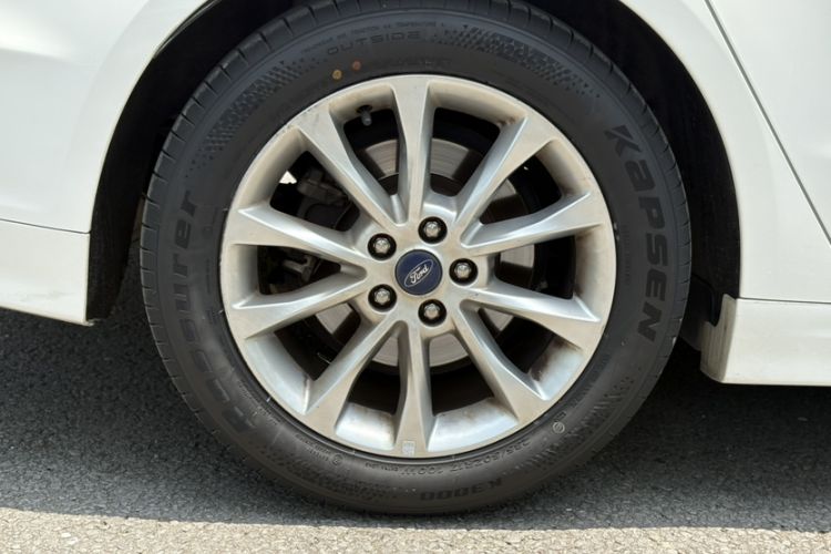 Used Ford Mondeo 2017 EcoBoost 180 Stylish Model Exterior 1