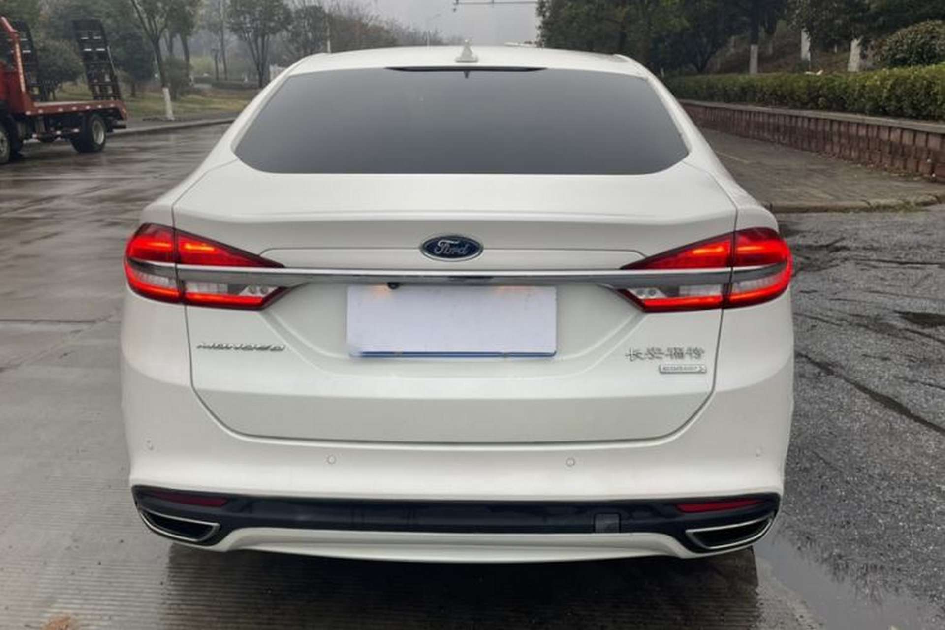 Used Ford Mondeo 2017 Facelifted EcoBoost 180 Fashion Edition Exterior 10