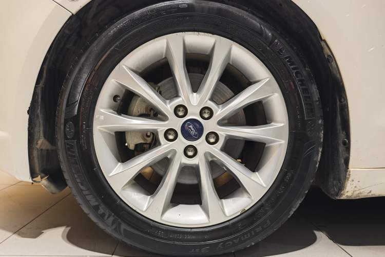 Used Ford Mondeo 2017 EcoBoost 180 Stylish Model Exterior 11