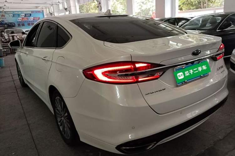 Used Ford Mondeo 2017 EcoBoost 180 Luxury Model Exterior 2