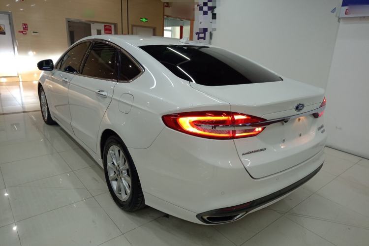 Used Ford Mondeo 2017 EcoBoost 200 Stylish Model Exterior 2