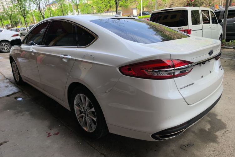 Used Ford Mondeo 2017 EcoBoost 180 Stylish Model Exterior 2