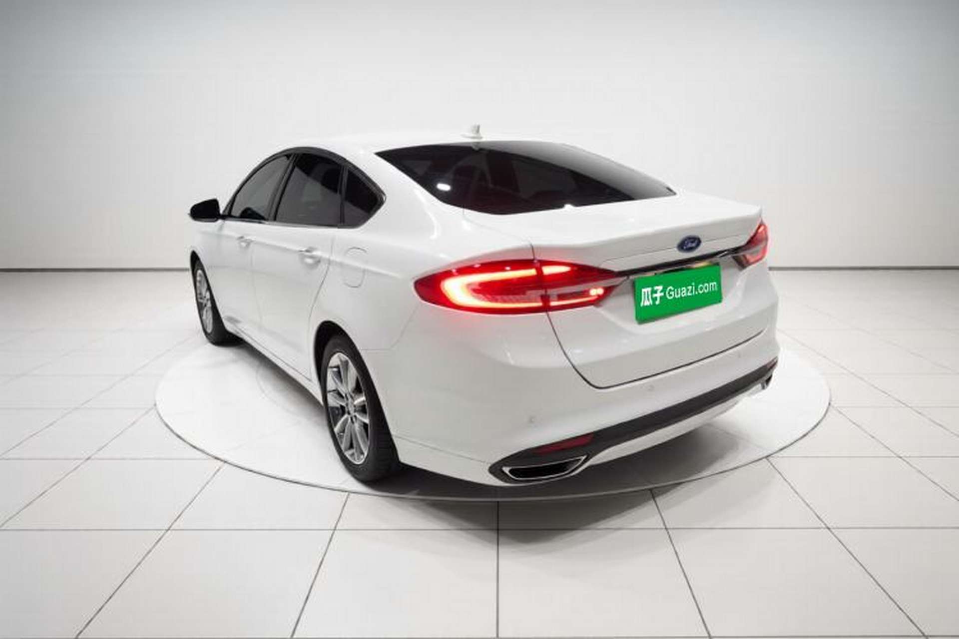 Used Ford Mondeo 2017 EcoBoost 180 Stylish Model Exterior 2